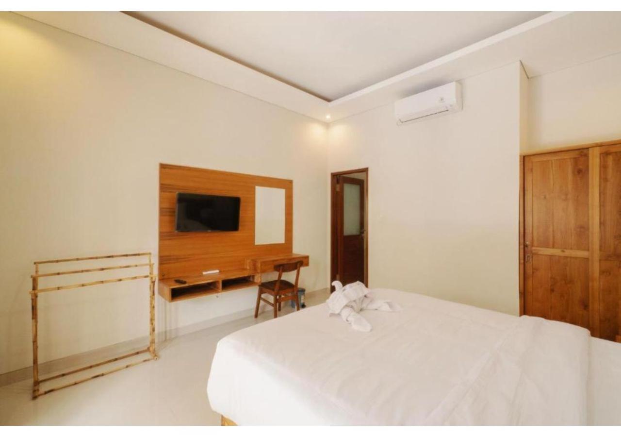 Komala Homestay Canggu Екстериор снимка