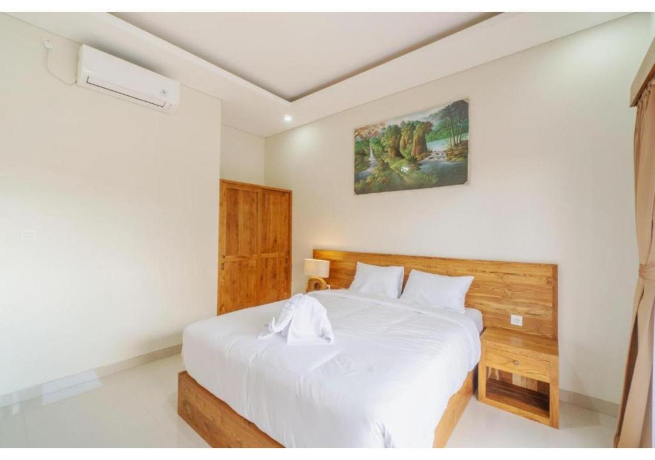 Komala Homestay Canggu Екстериор снимка
