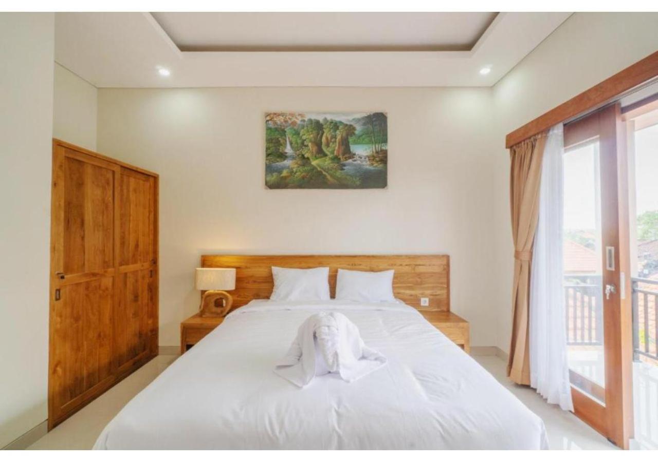 Komala Homestay Canggu Екстериор снимка