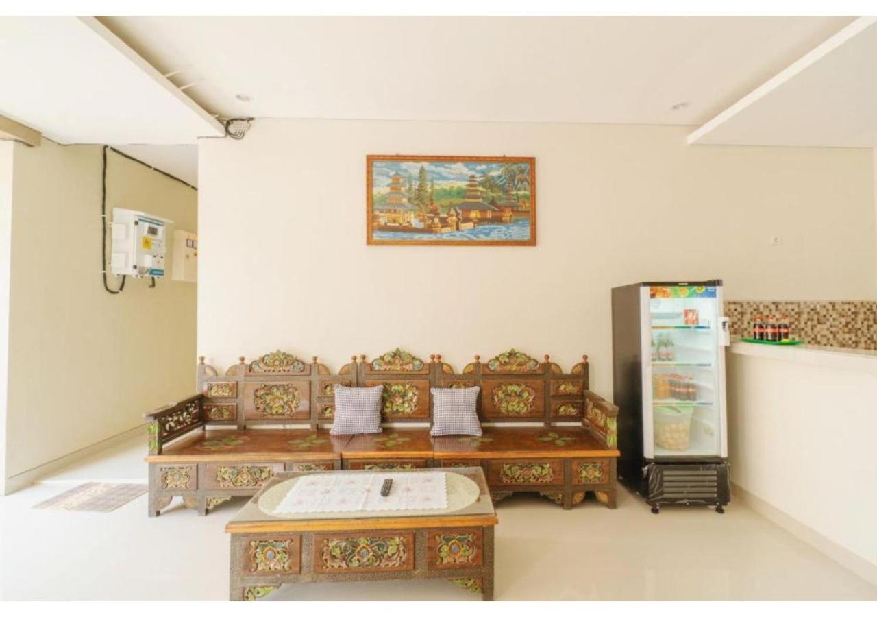 Komala Homestay Canggu Екстериор снимка