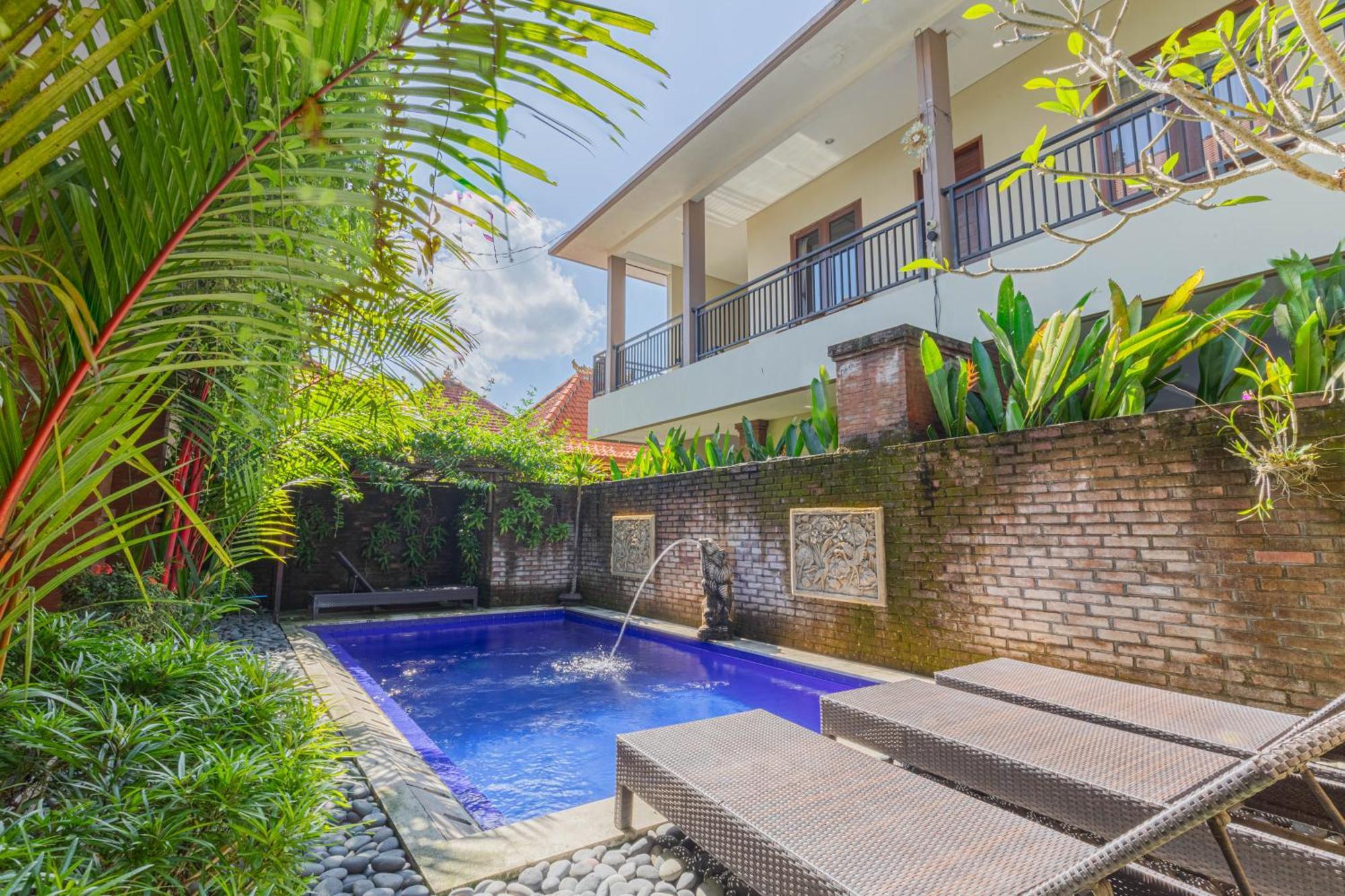 Komala Homestay Canggu Екстериор снимка