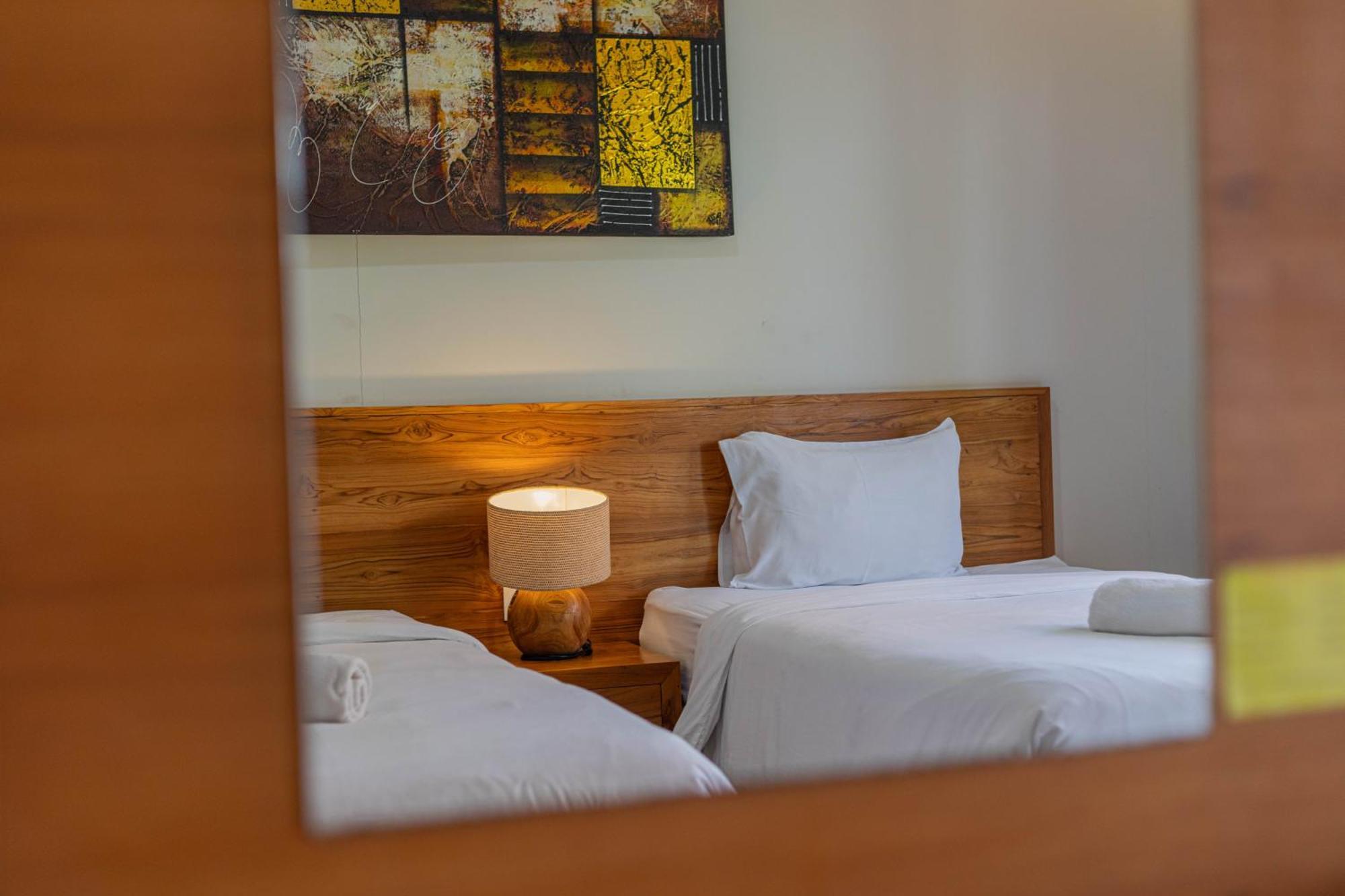 Komala Homestay Canggu Екстериор снимка