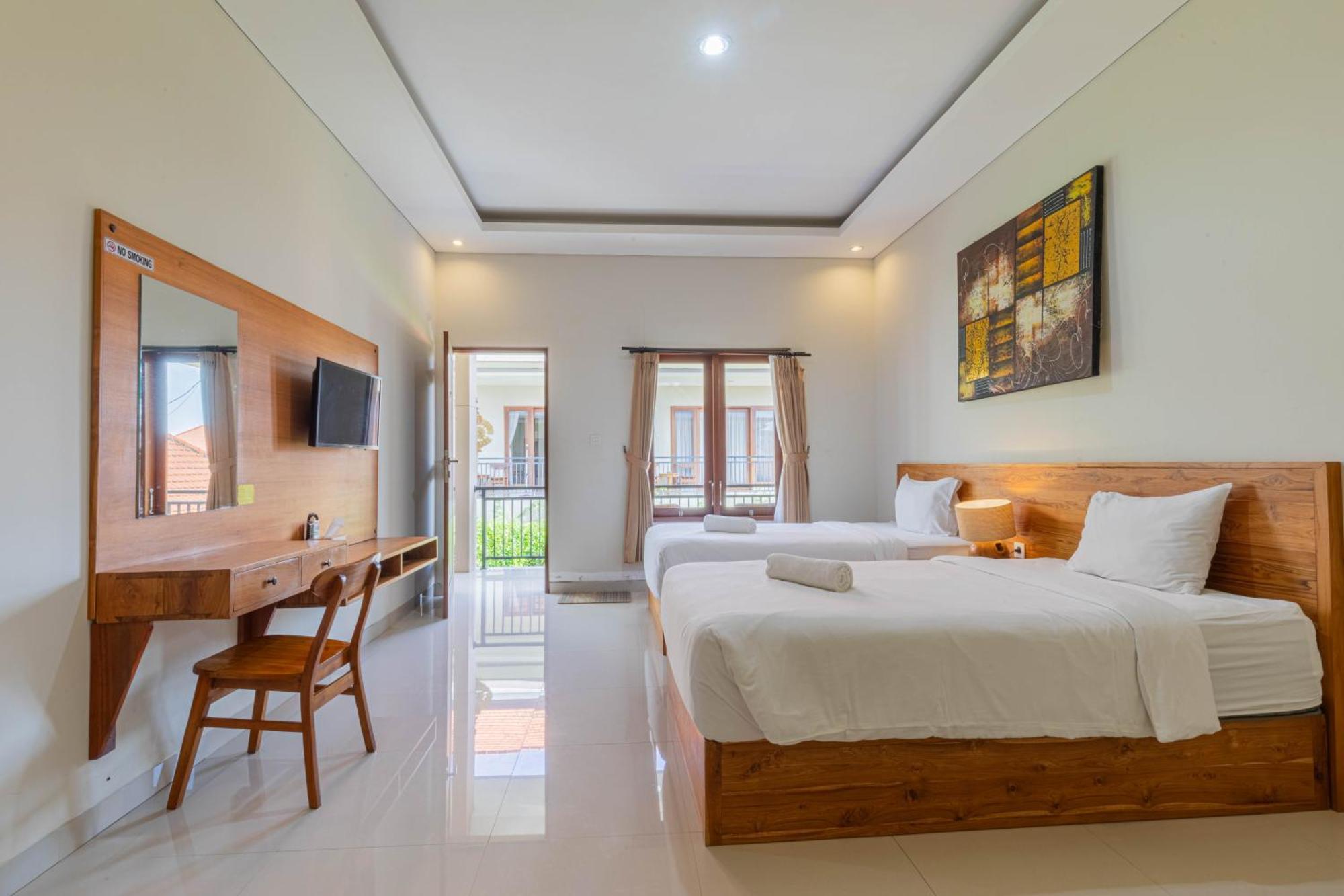 Komala Homestay Canggu Екстериор снимка