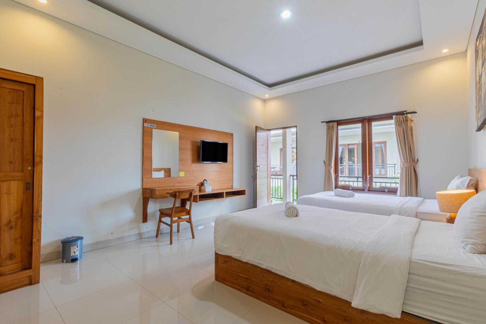 Komala Homestay Canggu Екстериор снимка