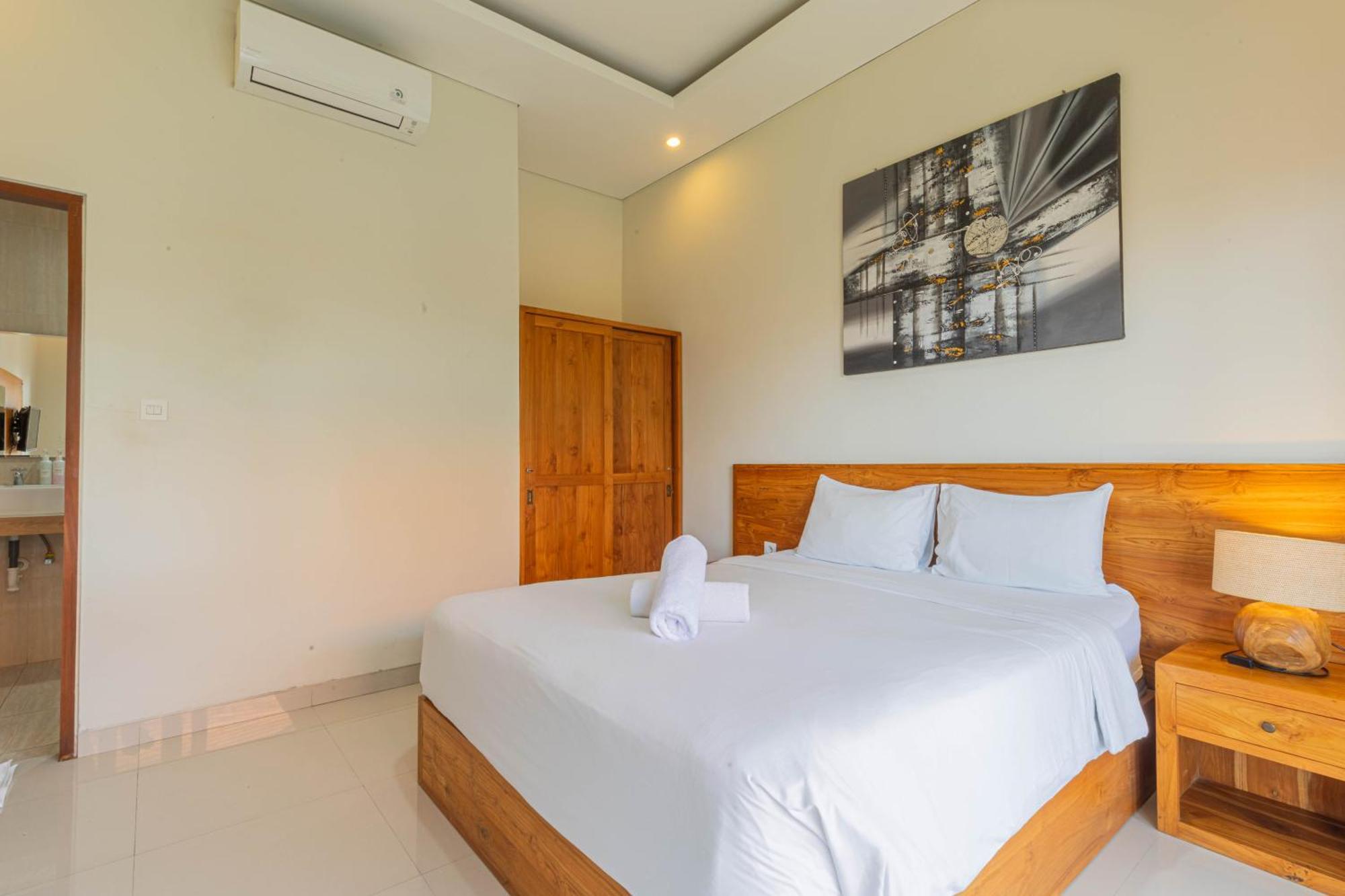 Komala Homestay Canggu Екстериор снимка
