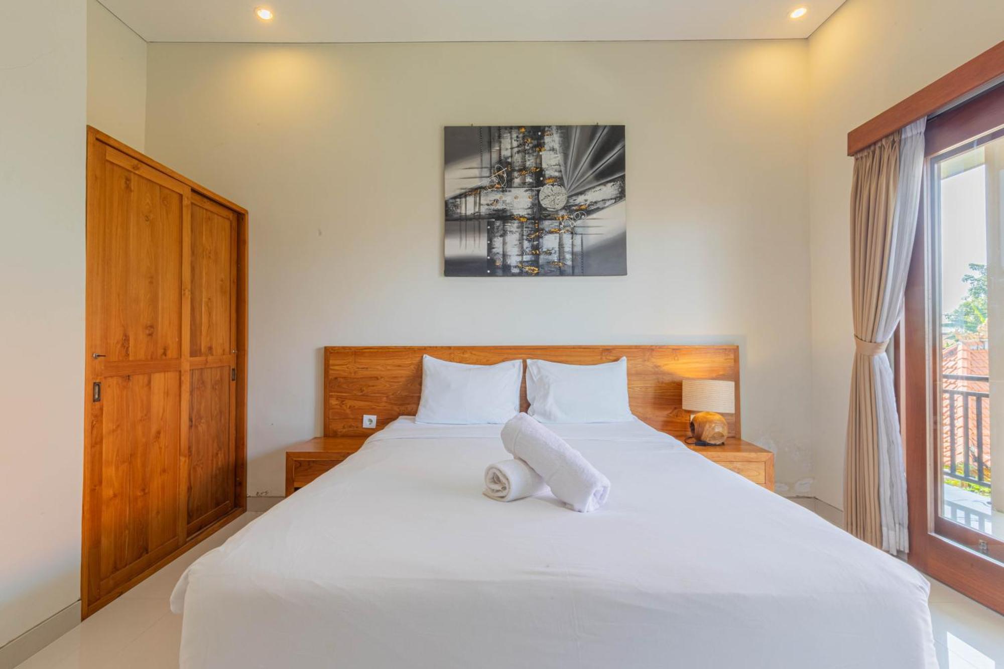 Komala Homestay Canggu Екстериор снимка